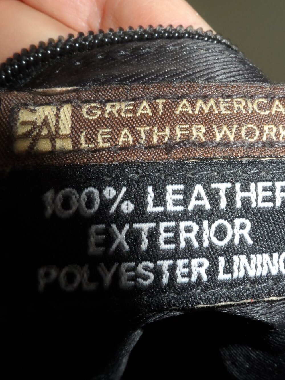 Great American Leather Works Shoulder/Crossbody Bag in Black,Made in India - Picture 11 of 16